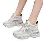 Damen Sportliche Sneaker mit atmungsaktiver Mesh-Oberfläche und robustem Sohlenprofil