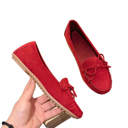 Damen Mokassins aus weichem Veloursleder mit dekorativem Band R&B