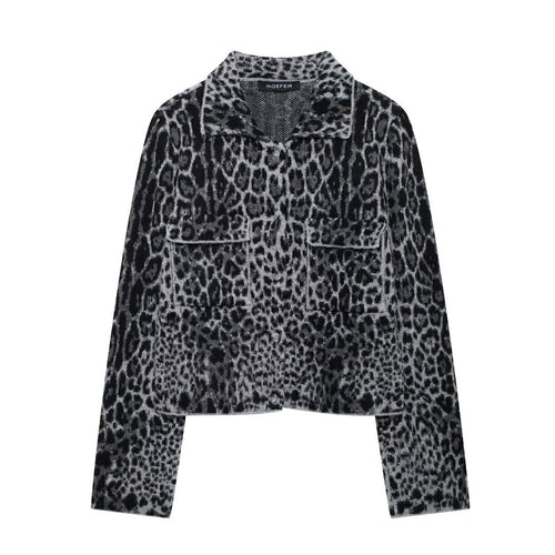Damen modische Kurzjacke im Leopardenmuster mit aufgesetzten Taschen R&B