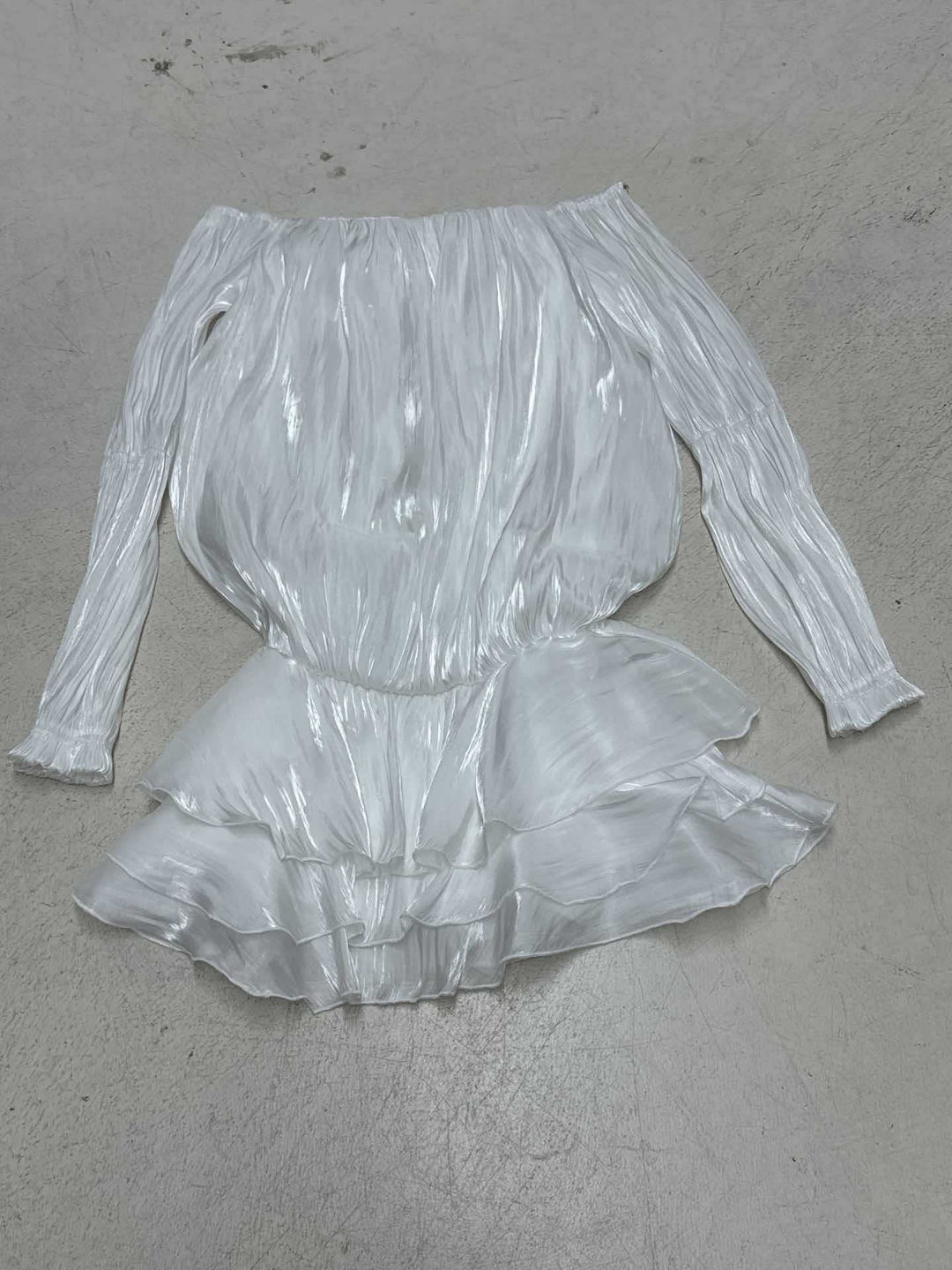Damen luftiges Off-Shoulder Kleid mit Rüschenschnitt R&B