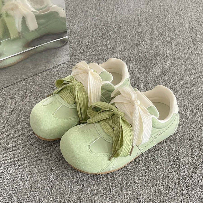 Damen modische Sneakers mit besonders weichem Obermaterial und einstellbarem Klettverschluss R&B