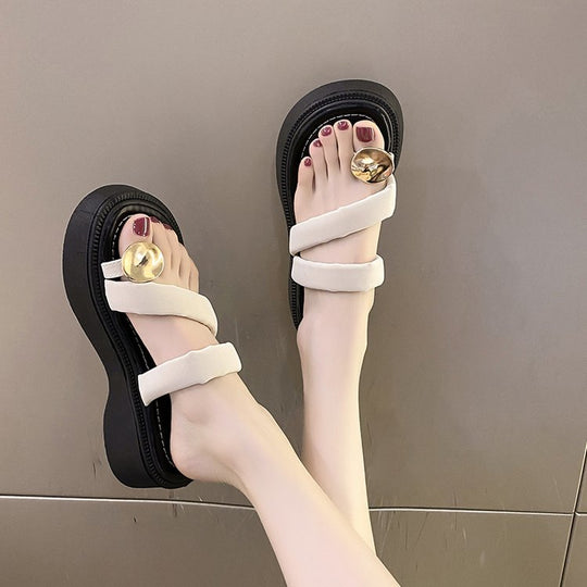 Damen modische Plateau-Sandalen mit elegantem Riemen und dekorativer Schnalle R&B