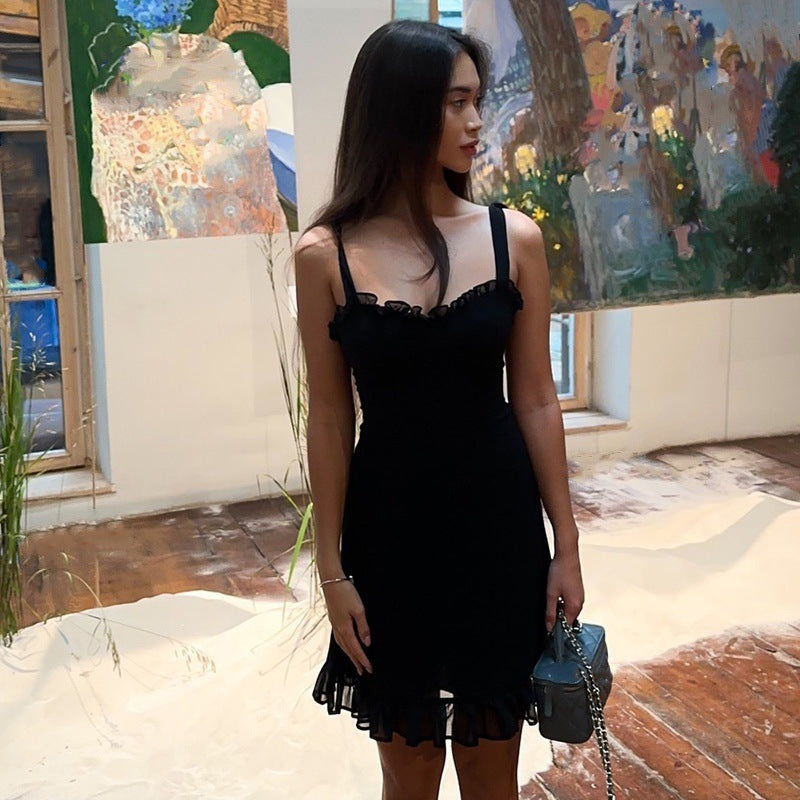Damen Verspieltes Minikleid mit Rüschendetails und Spaghetti-Trägern R&B