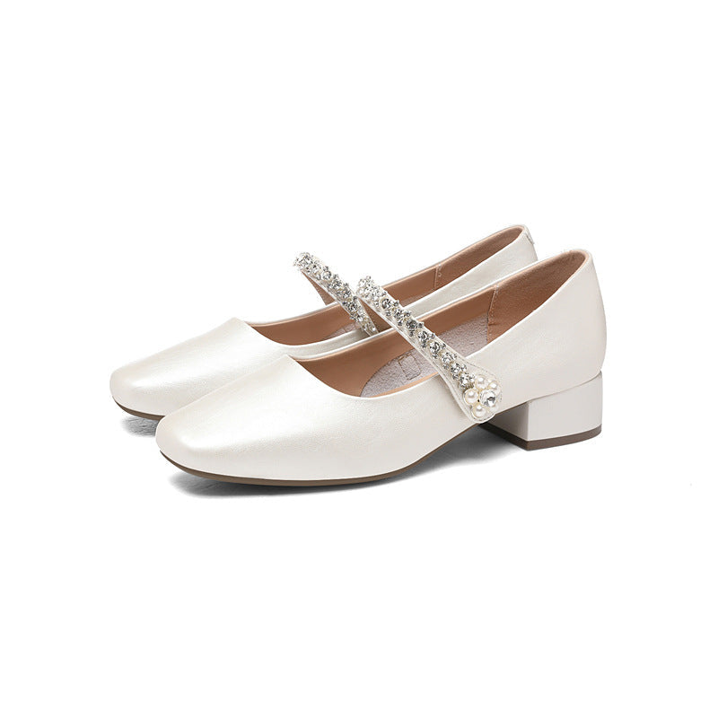 Damen elegante Pumps mit modischem Riemen und Schmuckdetails R&B
