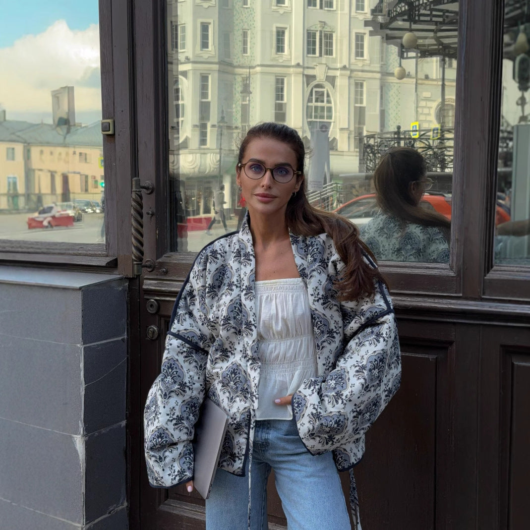 Damen Steppjacke mit floralem Design und modernem Schnitt R&B