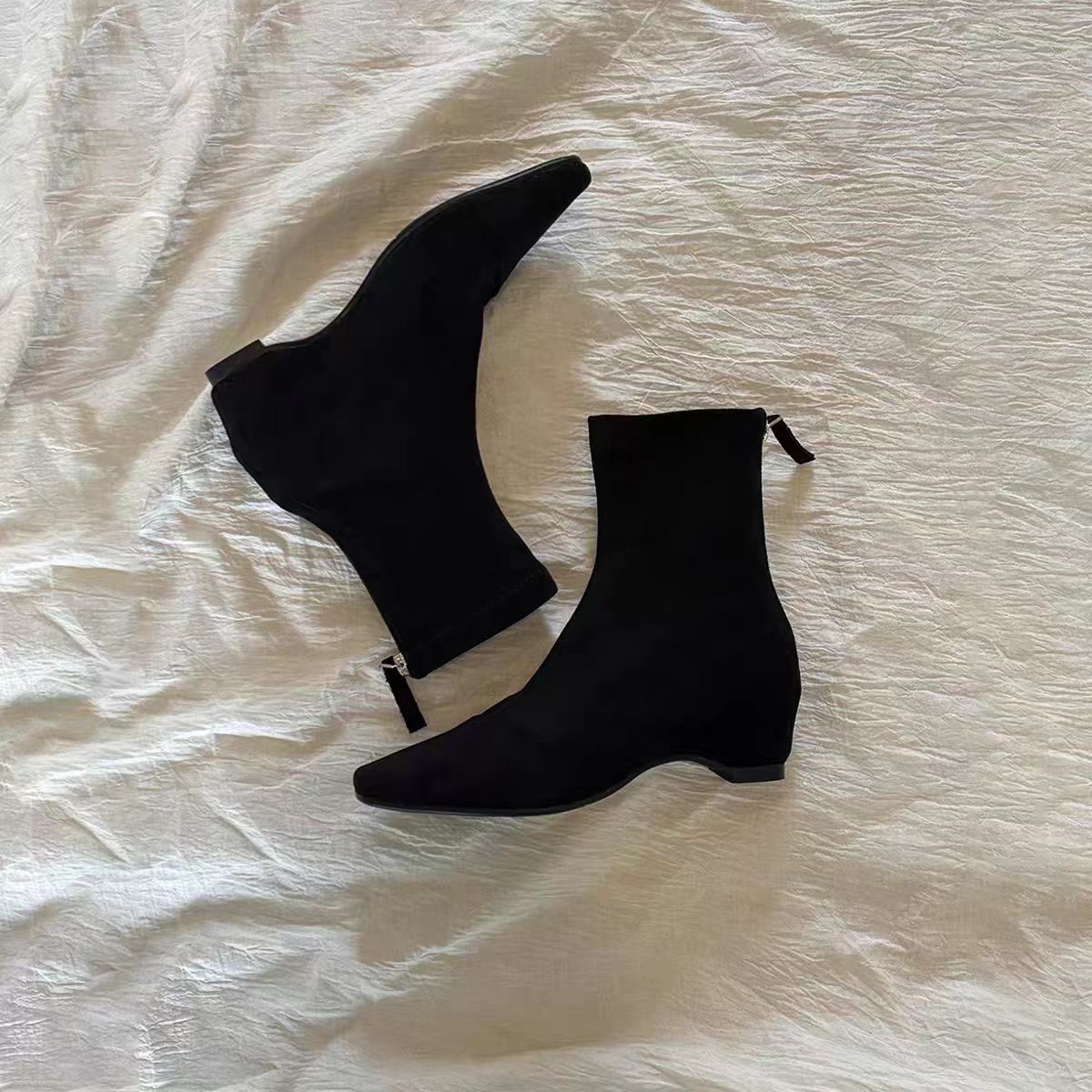 Damen elegante Ankle Boots mit spitz zulaufender Zehenpartie und komfortablem Blockabsatz