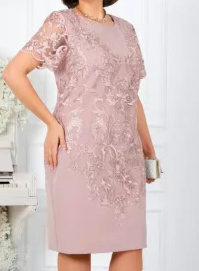 Damen Elegantes Kleid mit floraler Spitze R&B