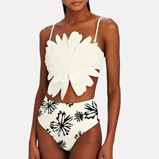 Damen Bikiniset mit besonderem Blumendekor und langem Wickelrock R&B