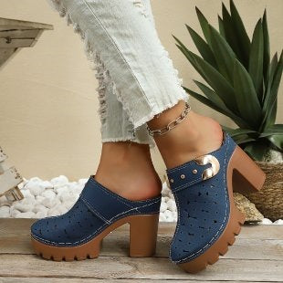 Damen Komfortable und stylische Clogs mit dekorativem Anhänger R&B