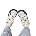Damen Verspielte Sneaker mit dekorativen Details und Klettverschluss