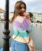 Damen Kurzarm Strickpullover mit hohem Kragen und buntem Streifenmuster R&B