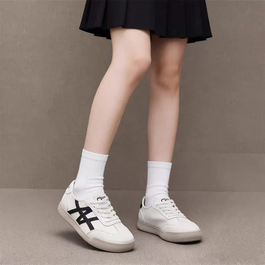 Damen Sportliche Sneakers mit modischem Einsatz und rutschfester Sohle R&B