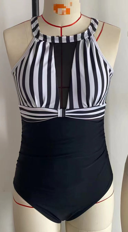 Damen Sportlicher Einteiler-Badeanzug mit raffinierter Mesh-Detail R&B