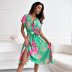 Damen Wickelkleid mit eleganter Blumenmusterung und Taillengürtel R&B