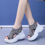 Damen Sportliche Plateau-Sandaletten mit elastischem Obermaterial und modischem Design R&B