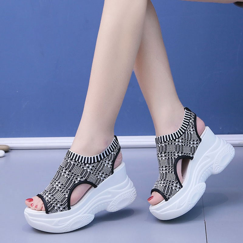 Damen Sportliche Plateau-Sandaletten mit elastischem Obermaterial und modischem Design R&B