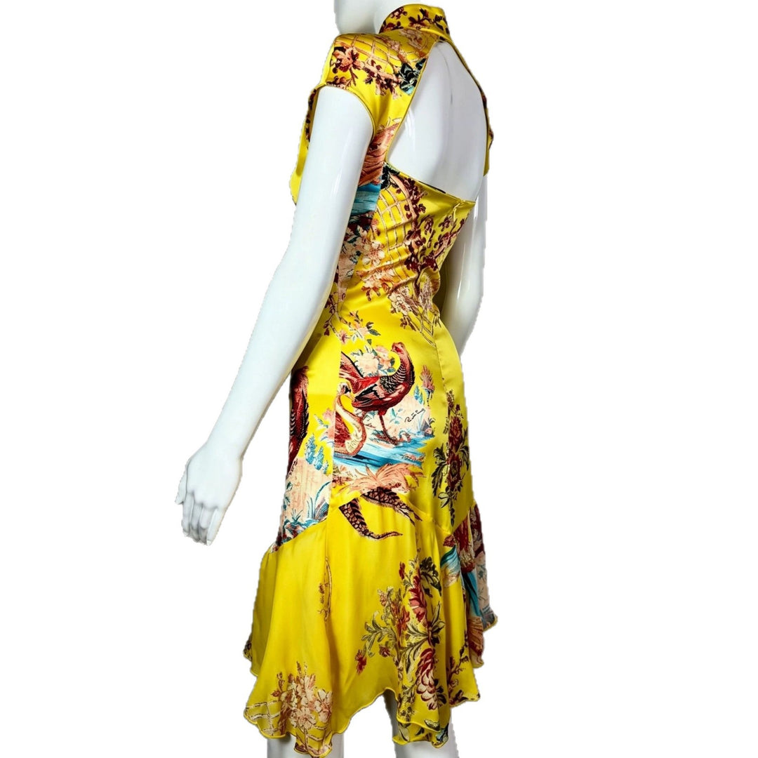 Damen Chiffonkleid mit floralen Bestickungen und asymmetrischem Saum R&B