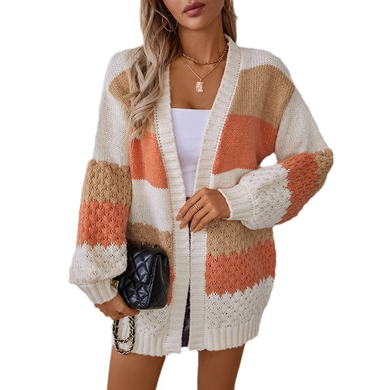 Damen Strickjacke mit trendigem Blockdesign und luftiger Haptik