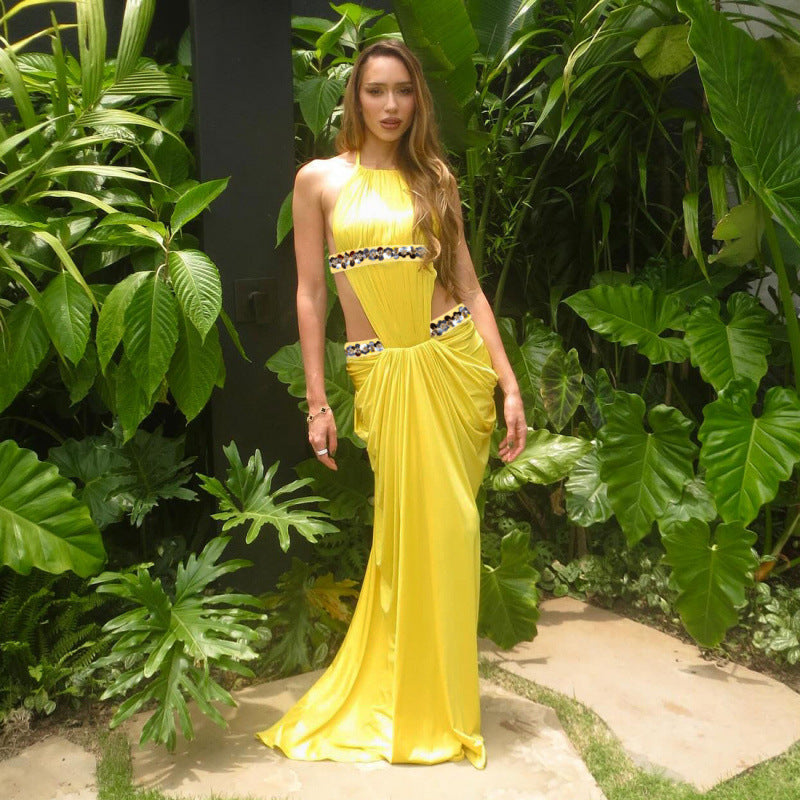 Damen Elegantes Abendkleid mit raffinierten Drapierungen und Spitzenakzenten R&B