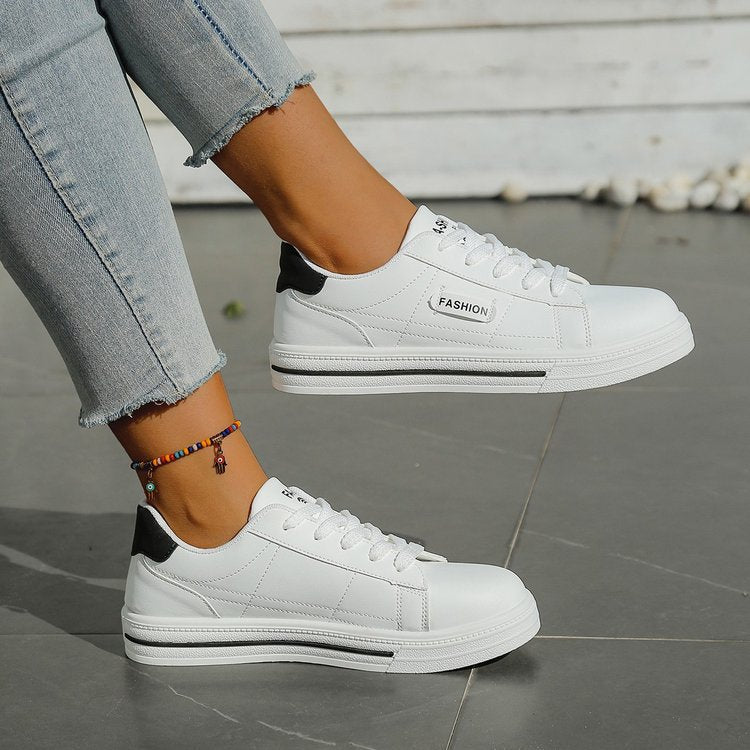 Damen Sneakers mit klassischem Design und modischem Akzent R&B