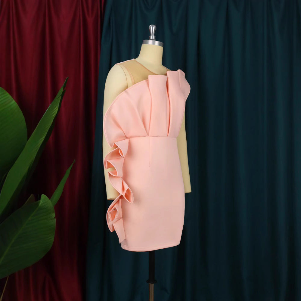 Damen Elegantes Minikleid mit asymmetrischem Schnitt und voluminösen Rüschen R&B