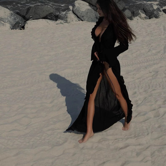 Damen Strandkleid mit raffinierten Rüschen und tiefem V-Ausschnitt R&B