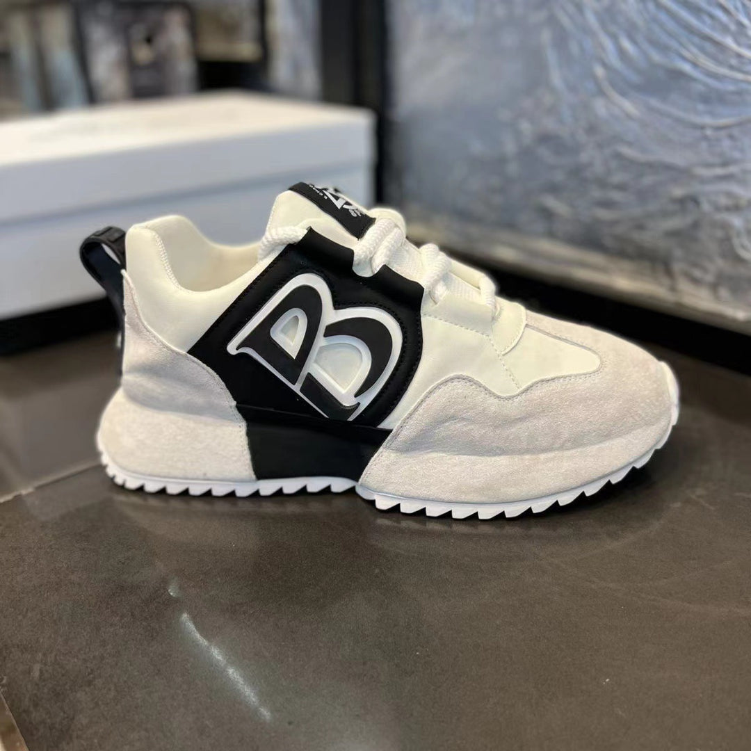 Damen Sportliche Sneaker mit griffiger Sohle und modernen Akzenten R&B