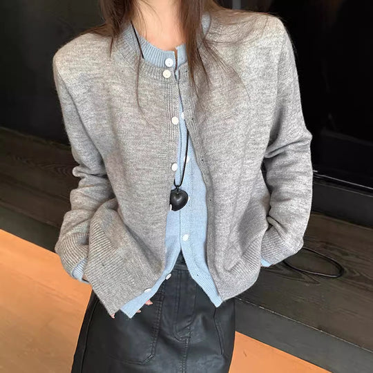Damen Strickcardigan mit Rundhalsausschnitt und Knopfdetail R&B