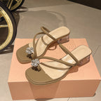 Damen modische Plateau-Sandalen mit funkelndem Schmuckdetail und transparentem Absatz EB