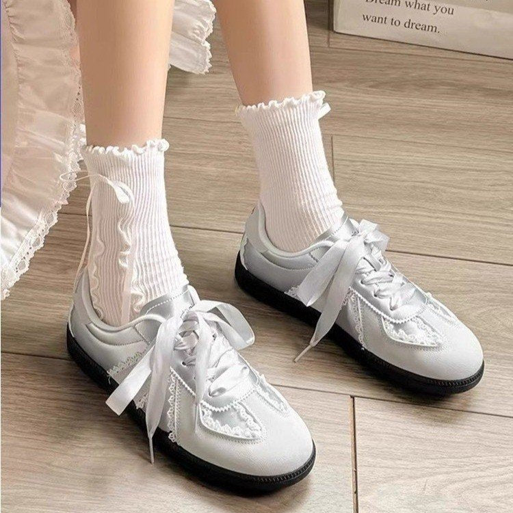 Damen Sneaker mit dekorativer Spitzenapplikation R&B