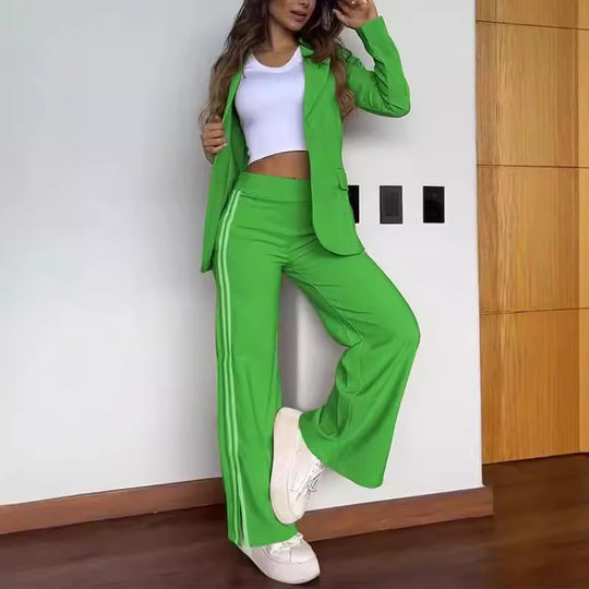 Damen nan sportlich-elegantes Zweiteiler-Blazer-Set mit tailliertem Blazer und weitem Jogginghosen‑Schnitt samt Seitenstreifen R&B