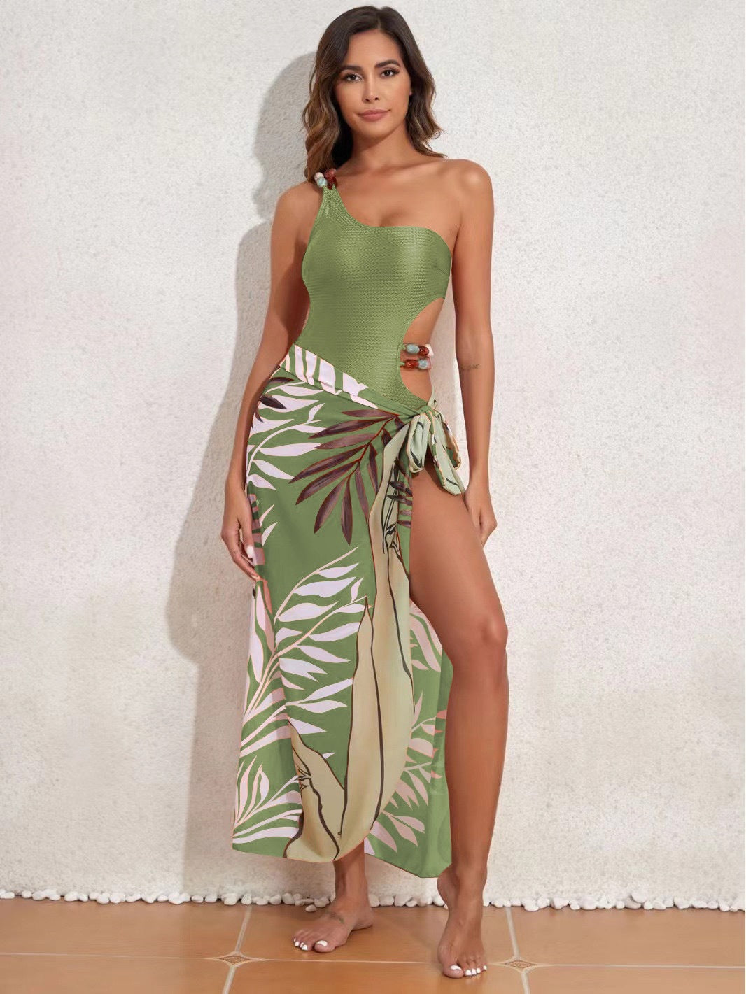 Damen Badeanzug-Set mit asymmetrischem Oberteil und elegantem Sarong R&B