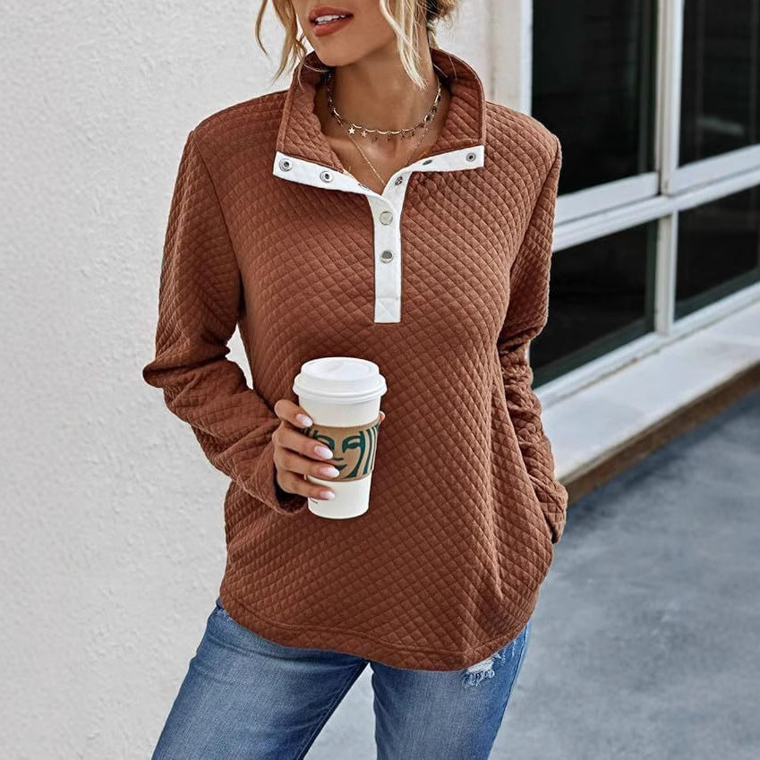 Damen Stepp-Pullover mit kontrastierendem Kragen und Knopfdetail R&B