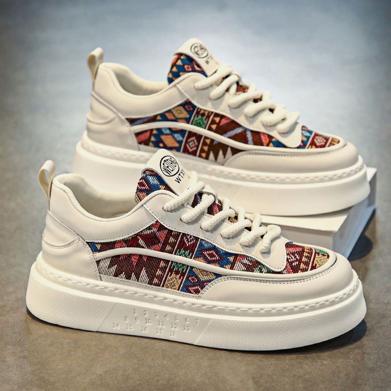Damen bequeme Sneakers mit buntem Ethno-Muster