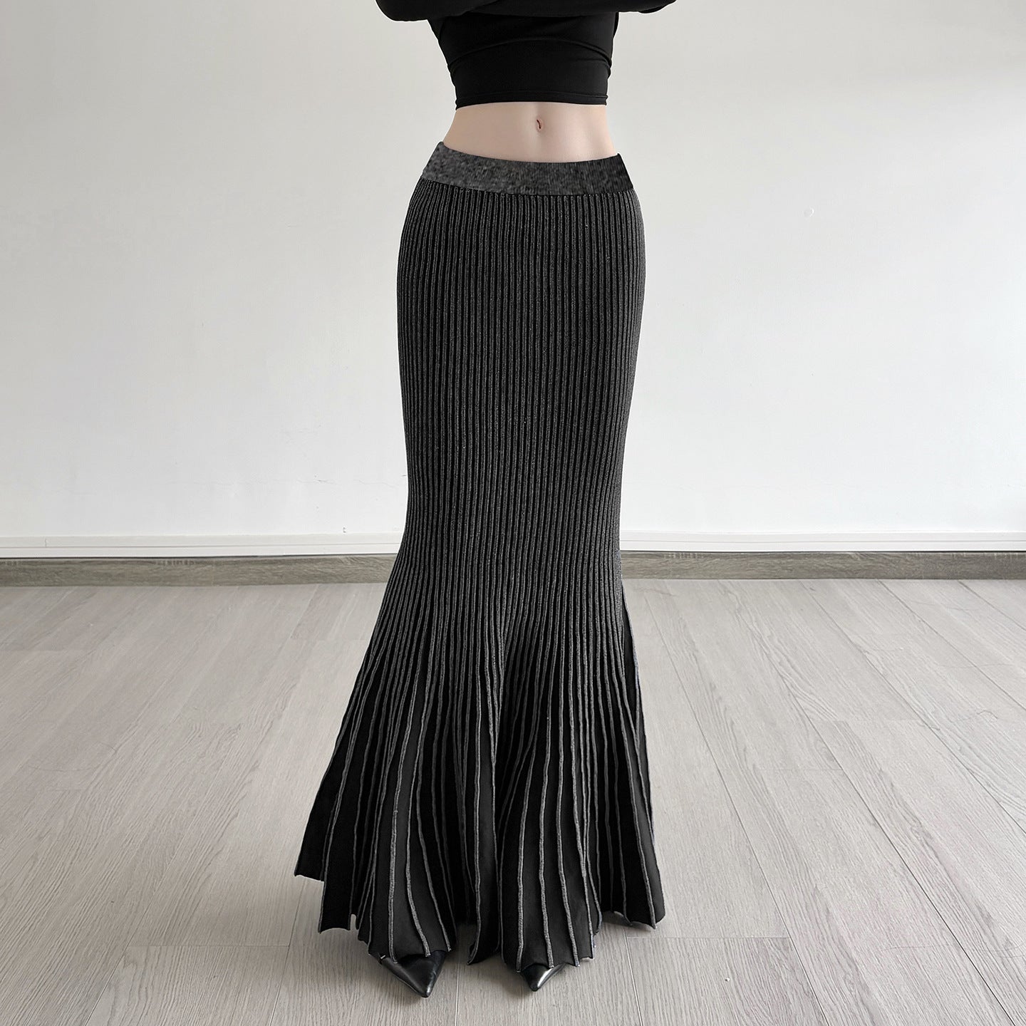 Damen Maxirock mit eleganter Rippenstruktur und modischem Glockenlauf R&B