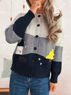Damen Strickjacke mit festlichem Motiv und Knopfdetails R&B