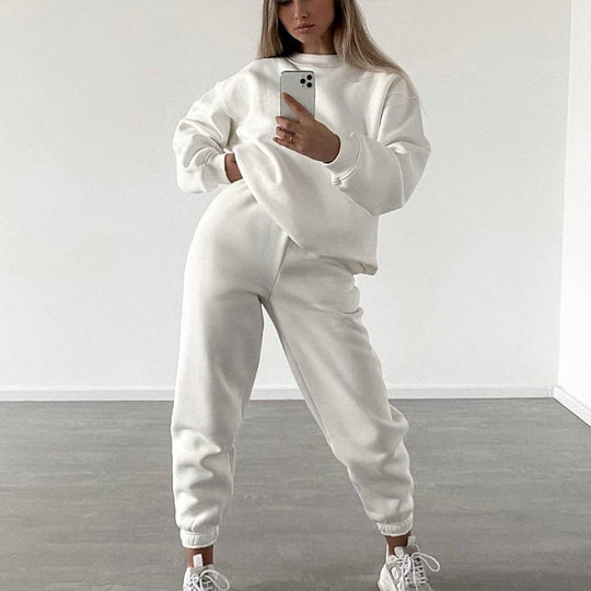 Damen bequemer und trendiger Sweatanzug R&B