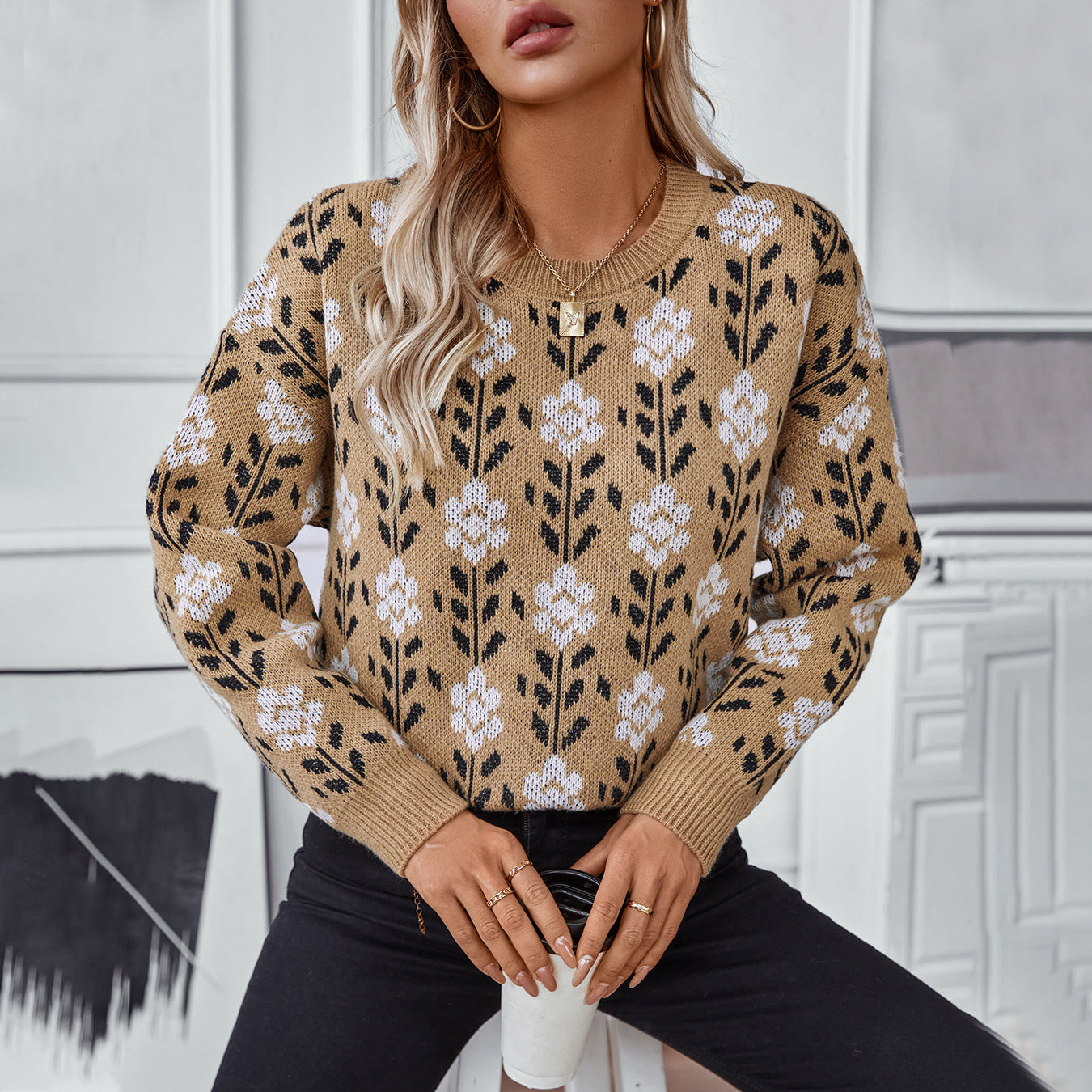 Damen lässiger Pullover mit floralem Muster und Rundhalsausschnitt