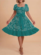 Damen Verspieltes Maxikleid mit Bärenmuster und taillierbarem Band EB