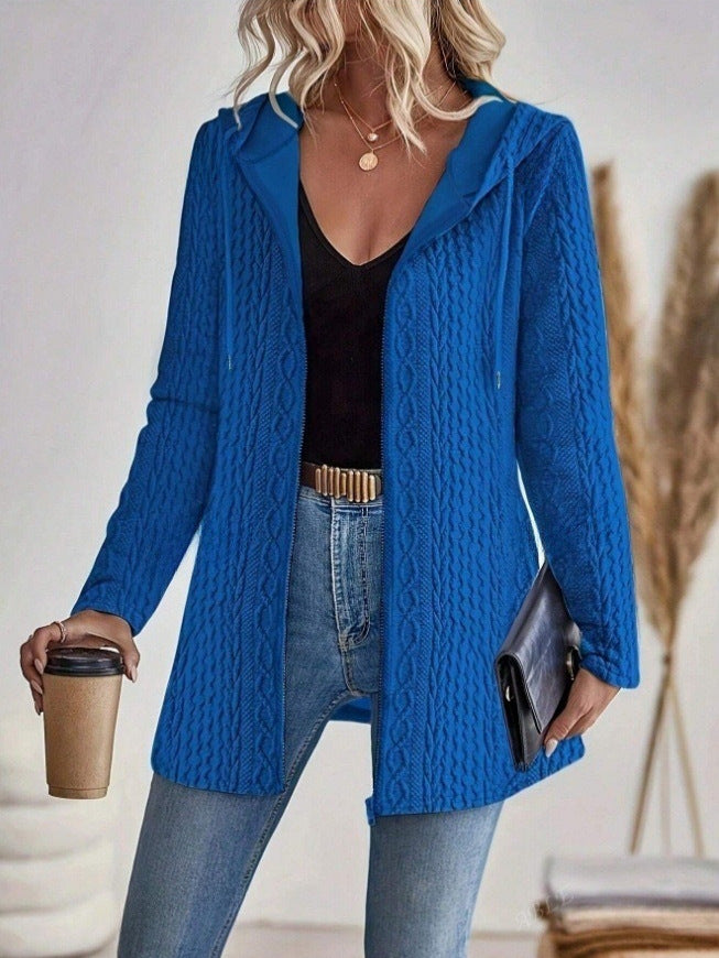 Damen Strickjacke mit Kapuze und trendigem Zopfmuster