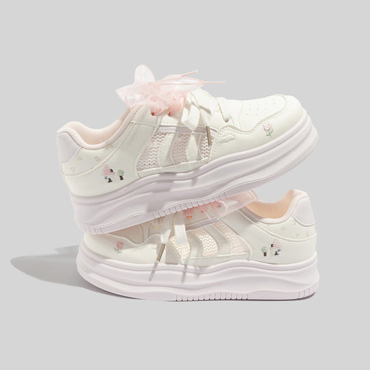 Damen Sportliche Sneaker mit dekorativen Details und atmungsaktiven Netz-Einsätzen R&B