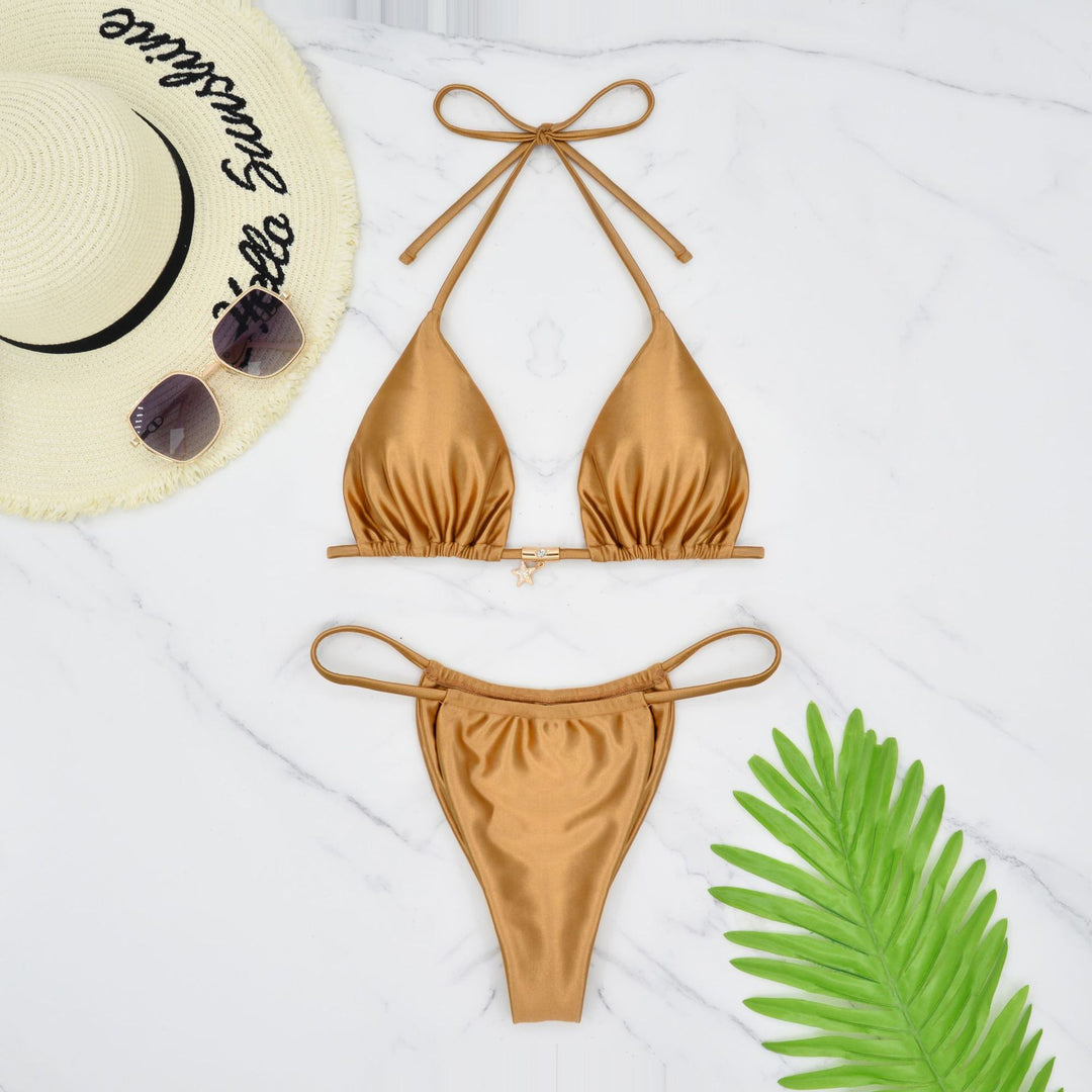 Damen Triangel-Bikini mit raffinierter Vorderansicht und elegantem Goldakzent R&B