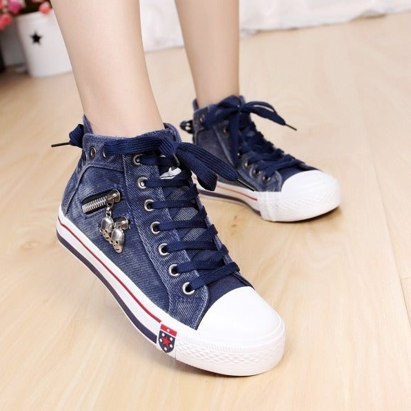 Damen Hohe Sneaker aus Denim mit dekorativen Details