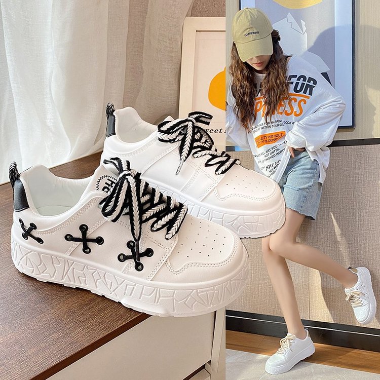 Damen Sportliche Sneakers mit atmungsaktivem Obermaterial und trendigem Design R&B