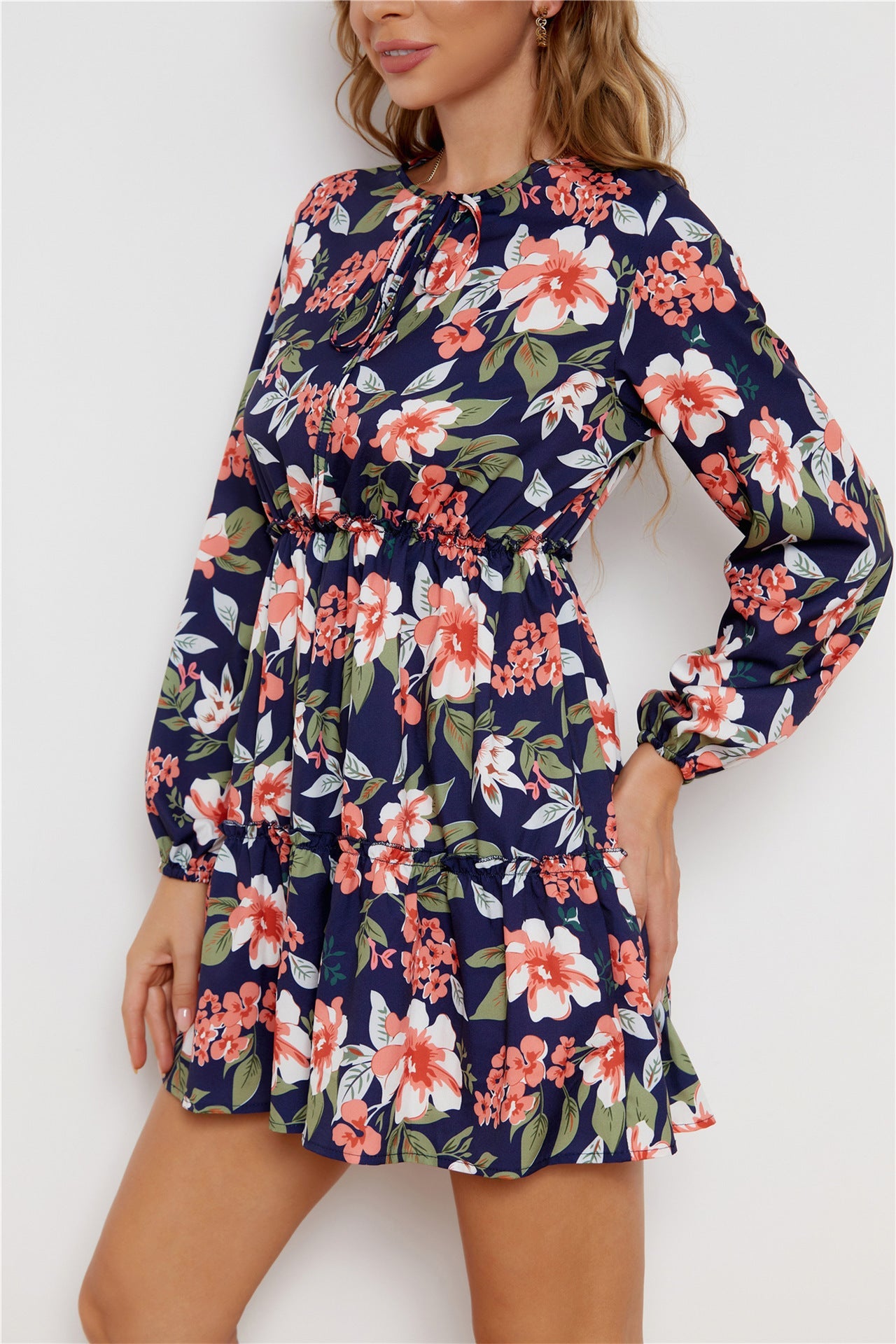 Damen Maxikleid mit verspieltem Blumenmuster und elastischem Bund R&B