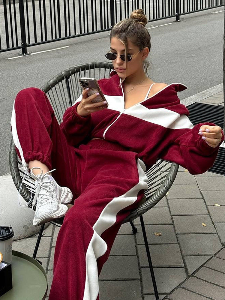 Damen sportliches Fleece-Set mit Reißverschluss und kontrastierenden Seiteneinsätzen R&B