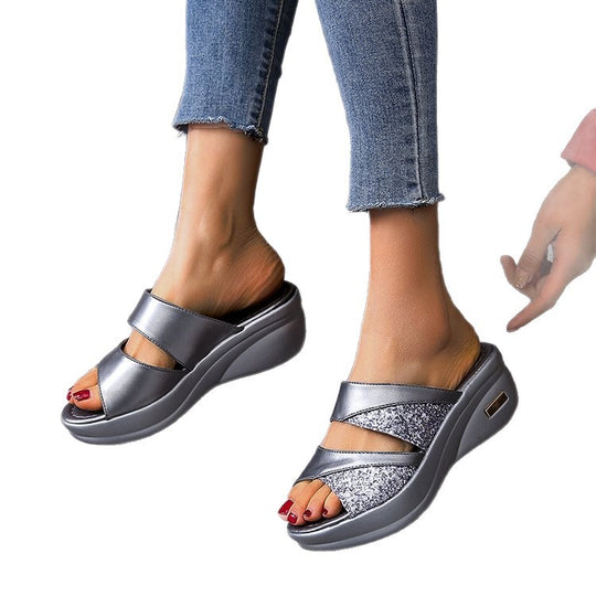 Damen Glamouröse Riemchensandalen mit leichtem Plateau R&B