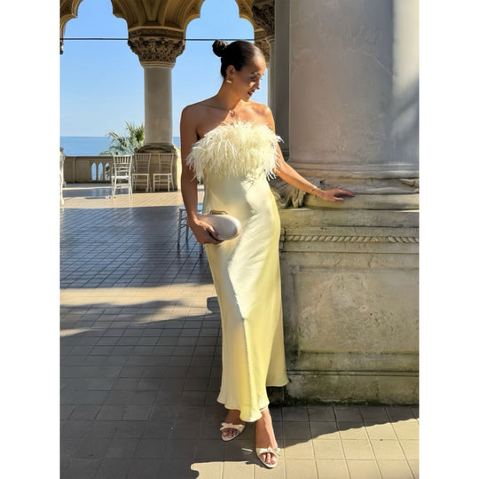 Damen Satin Abendkleid mit Federn R&B