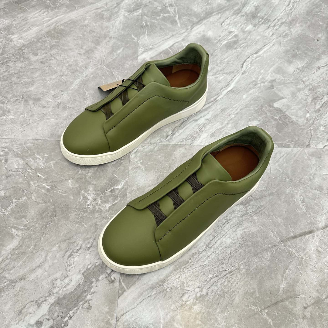 Damen Slip-On Sneakers mit eleganter Lederstruktur und rutschfester Sohle R&B