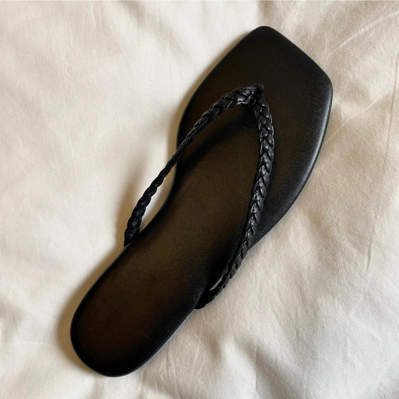 Damen Zehensteg-Sandalen mit modernem Design und ergonomischem Fußbett R&B